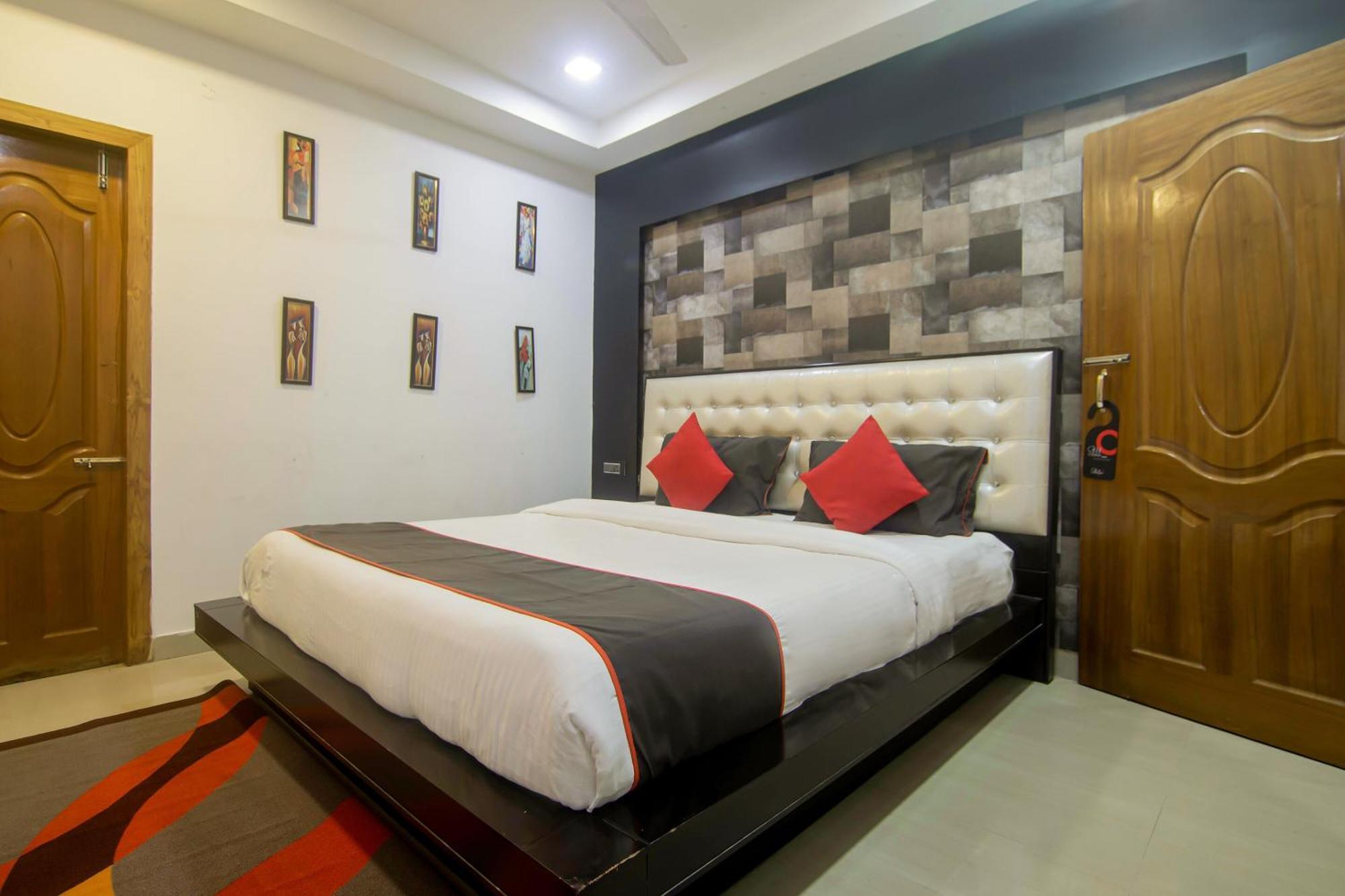 Collection O The Blu Bell Nizarapar Path Hotel Guwahati Luaran gambar