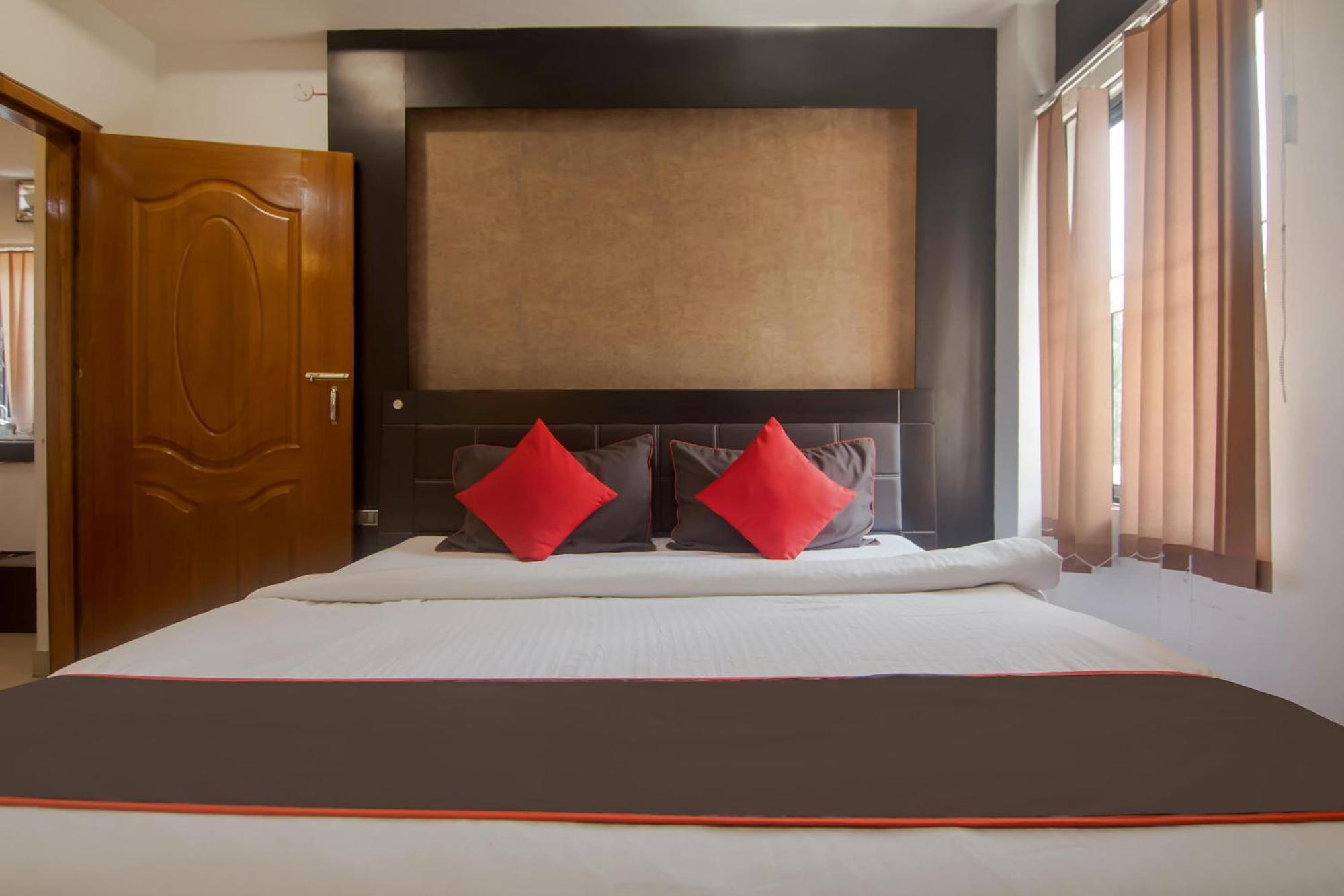 Collection O The Blu Bell Nizarapar Path Hotel Guwahati Luaran gambar